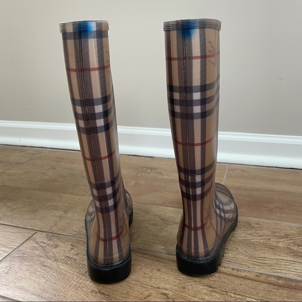 Burberry Beige Plaid Rain Boots - Picture 4 of 4